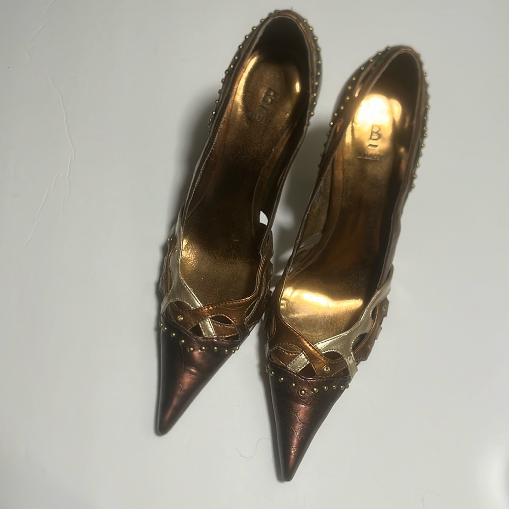 Vintage Bakers Pumps